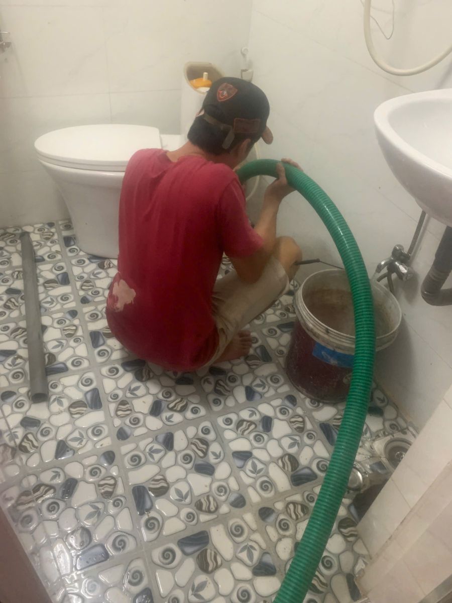 hút hầm cầu Chợ Mới An Giang thực tế
