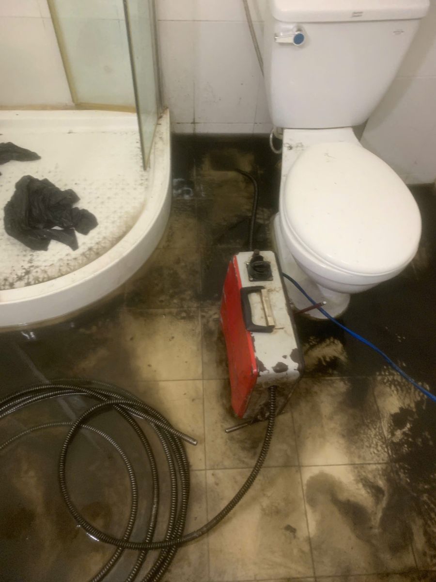 Thông bồn cầu Bạc Liêu